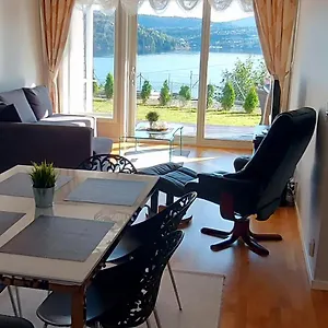 https://bjornestrand-fjordside-view.hotelsinbergen.net
